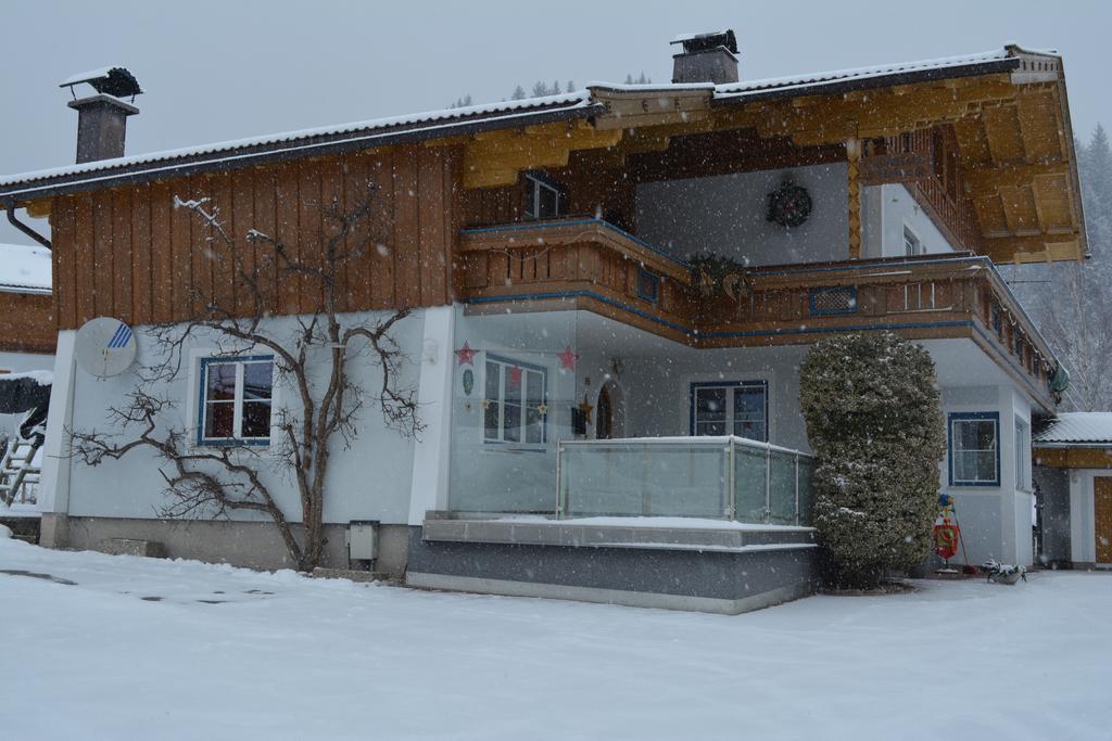 Gaestehaus Huber Leogang Esterno foto